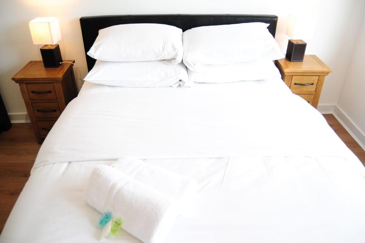 New Glasgow Family Home - Private Parking Екстер'єр фото