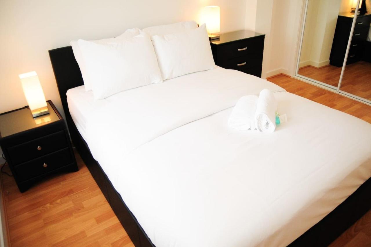 New Glasgow Family Home - Private Parking Екстер'єр фото